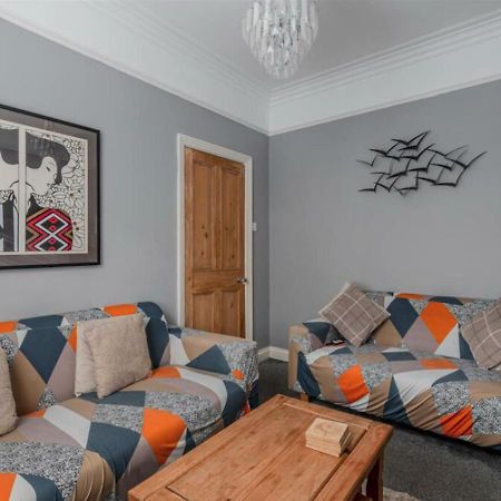 Entire 2-Bedroom House With Garden York Zewnętrze zdjęcie