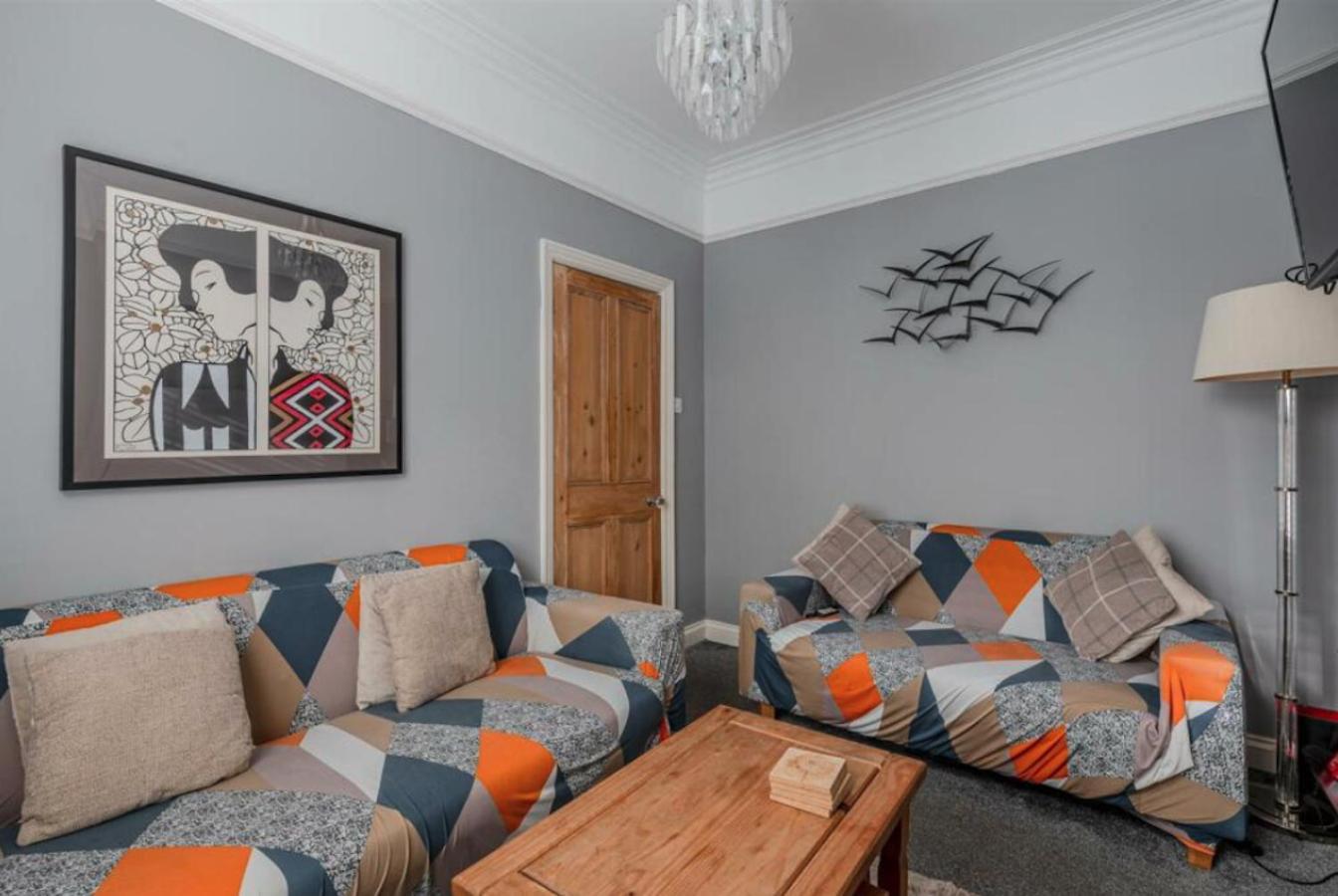 Entire 2-Bedroom House With Garden York Zewnętrze zdjęcie